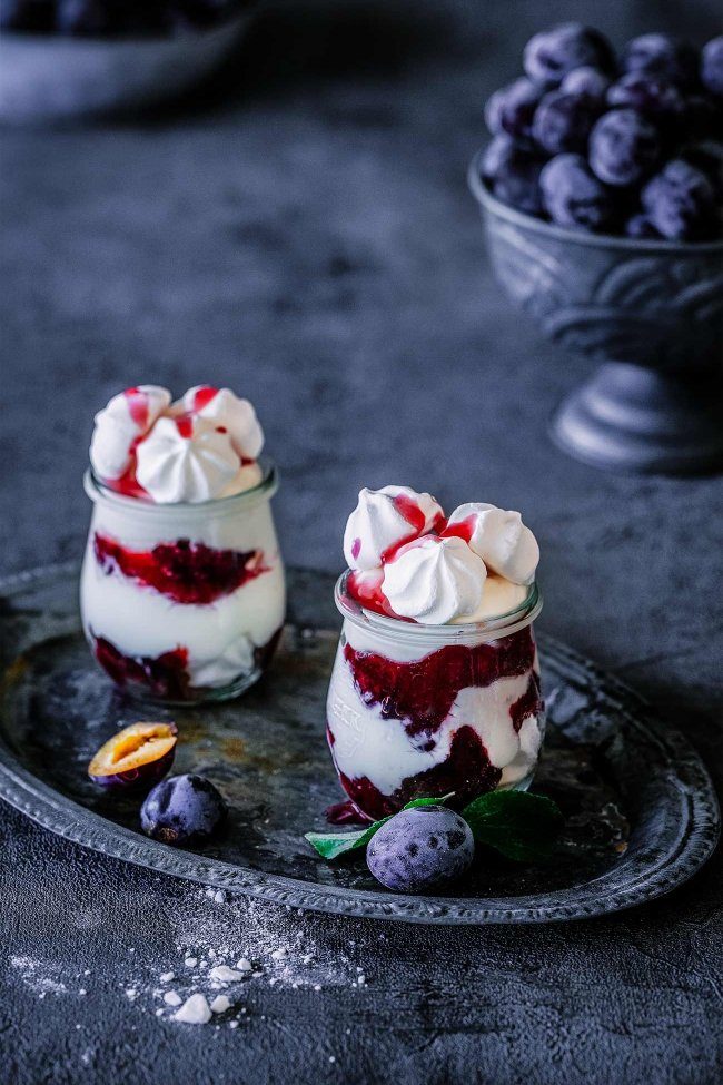 Das wird mein heutiges Sonntags-Dessert! Weil es so schnell gemacht ist und ich alle Zutaten daheim habe. Was gibt es heute bei Euch?